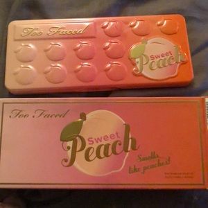 New too faced sweet peach 🍑 palette.